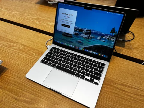 MacBook Air 13", 16 ГБ